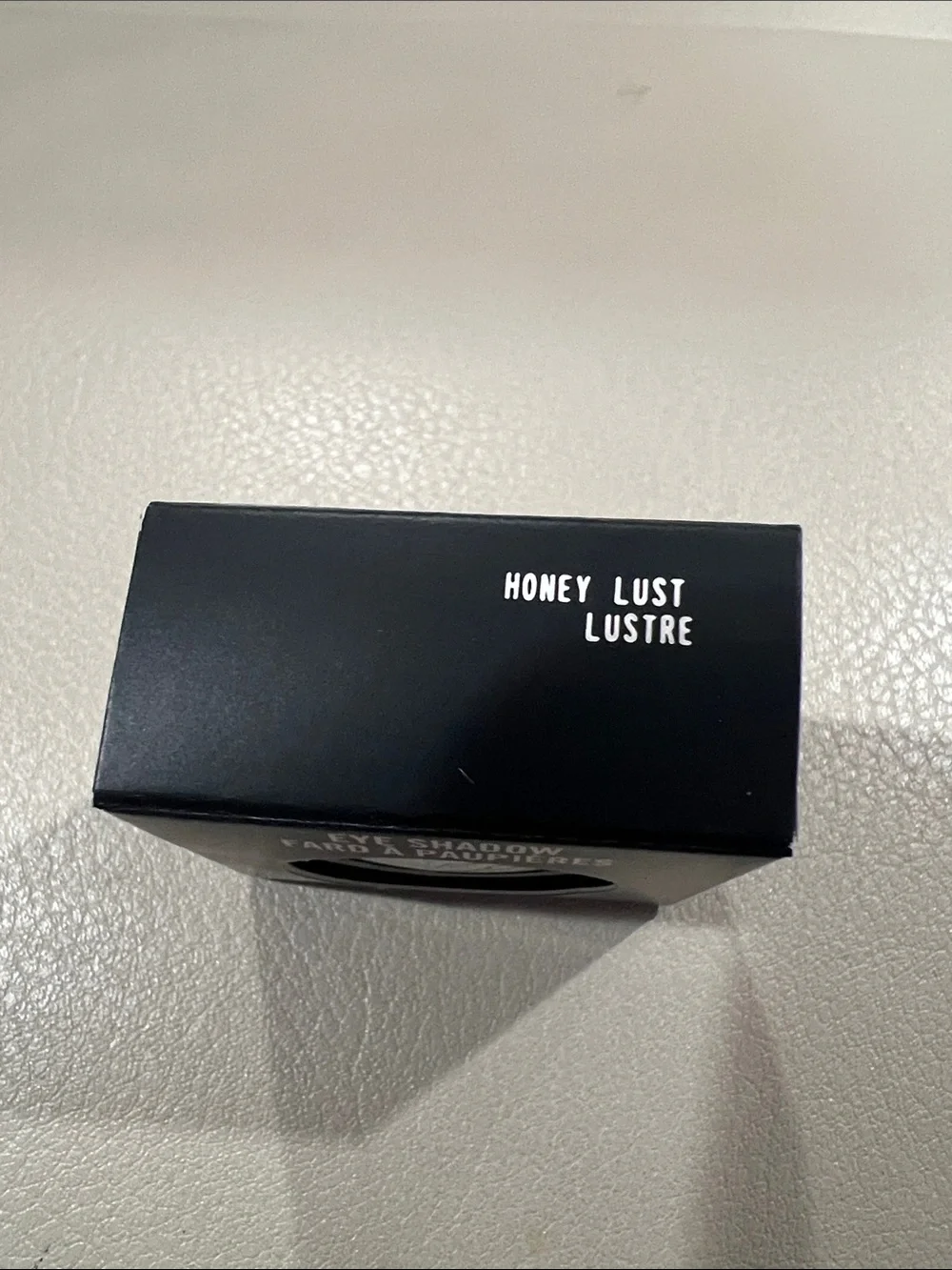 MAC honey lust eyeshadow lustre finish